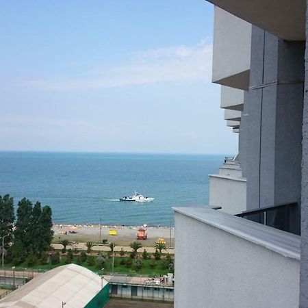 Apartments In Batumi With Sea View Buitenkant foto