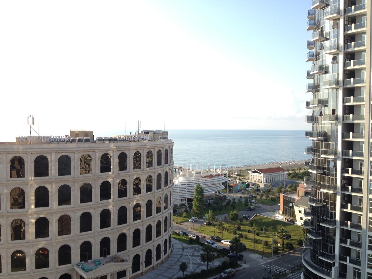 Apartments In Batumi With Sea View Buitenkant foto